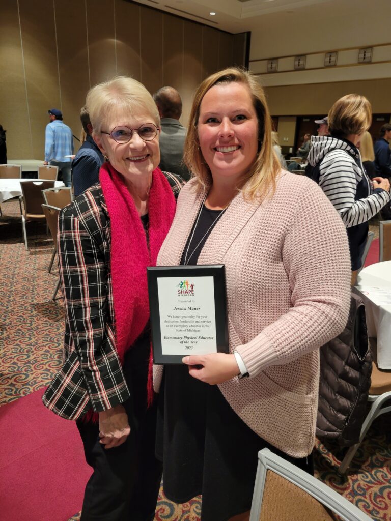 Mrs. Maurer and Mrs. Falkenstein with Mrs. Maurer's award