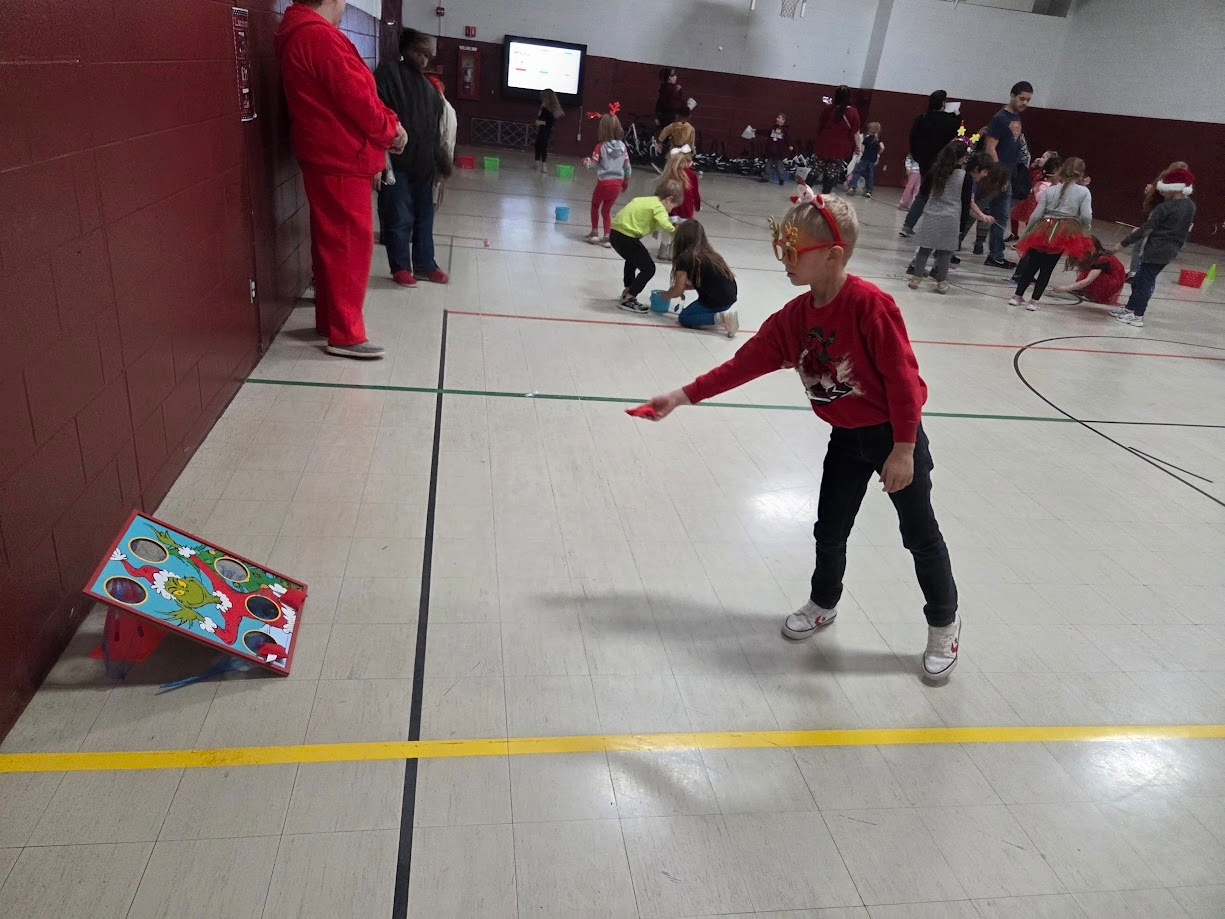 Kids playing games at the Jingle bell bash!